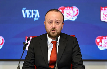 Sivasspor Başkanı Burak Özçoban Müjdeyi Verdi: "Transfer Tahtası Açılıyor, 400 Milyon TL Borç Ödendi!"