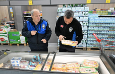 Halkın Güvenli Alışverişi İçin Yoğun Denetim: Mersin Zabıta Marketleri Mercek Altına Aldı