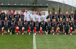 Ay-Yıldızlı Gençler Sahne Alıyor: U18 Kadın...