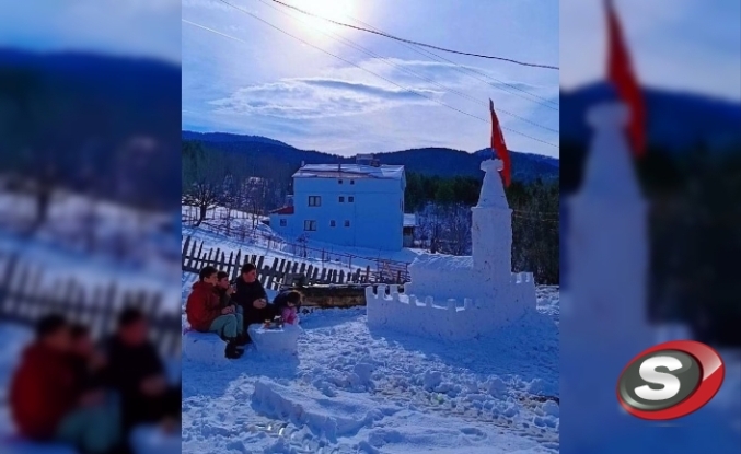 Sivas Koyulhisar’da Kardan Sanat: Kızılelma Köyü’nde Çocukların ‘Kız Kulesi’ Hayali Gerçek Oldu